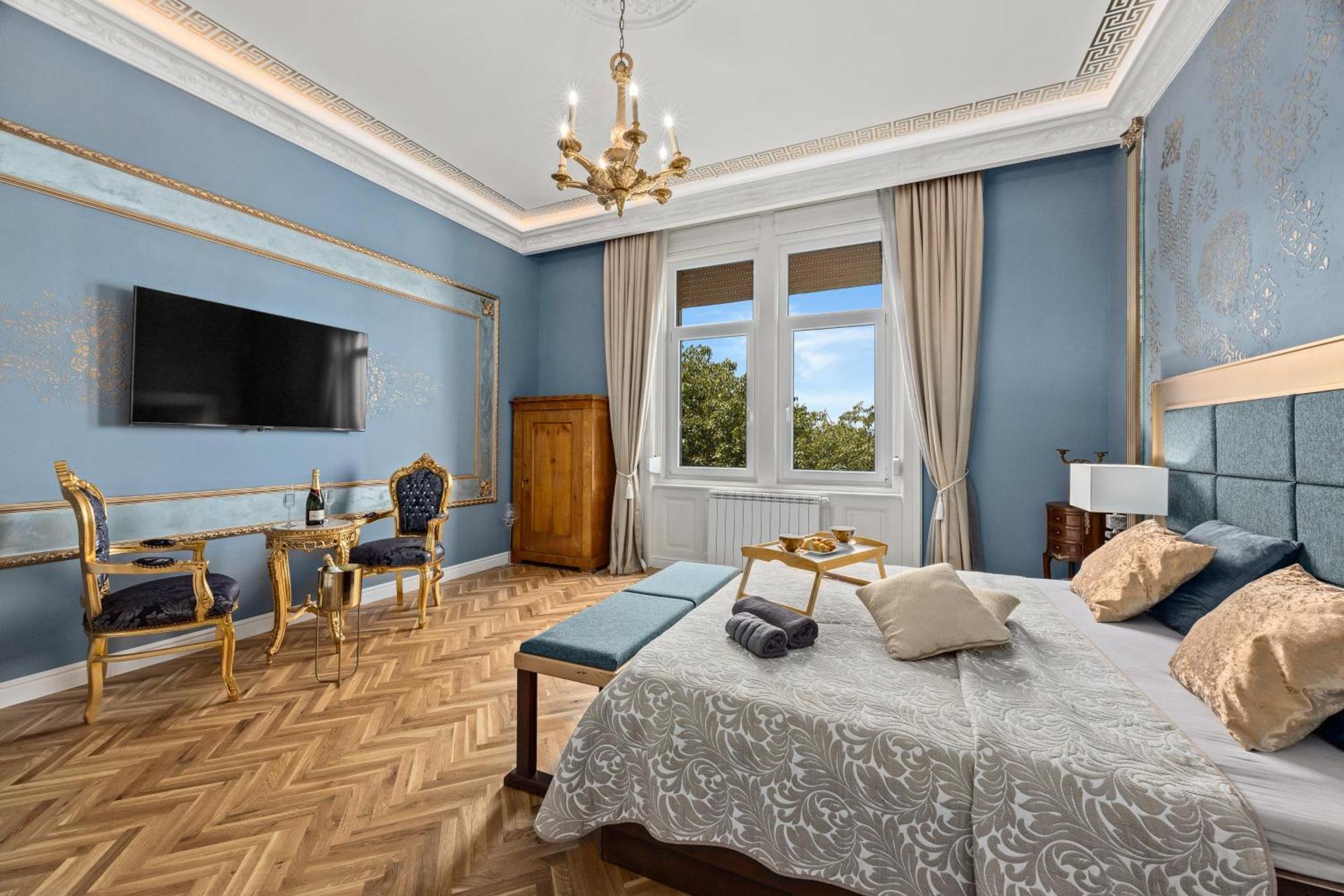 Villa Muenz Luxurious Residence PUY Eksteriør bilde
