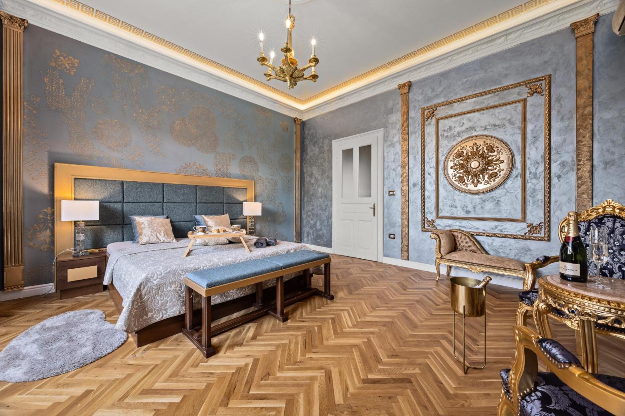 Villa Muenz Luxurious Residence PUY Eksteriør bilde